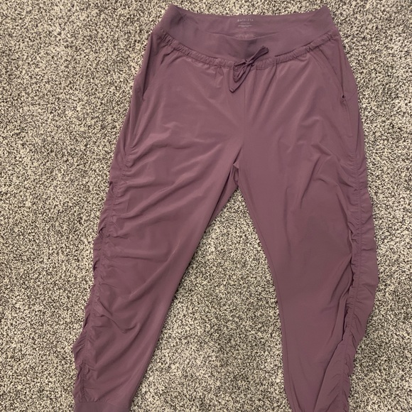 Athleta Attitude Pant - Mauve Size 10 - Picture 6 of 6